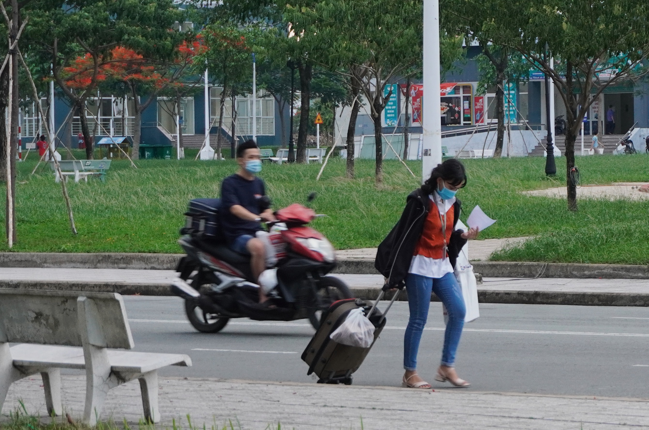 Ky tuc xa lam khu cach ly anh 1