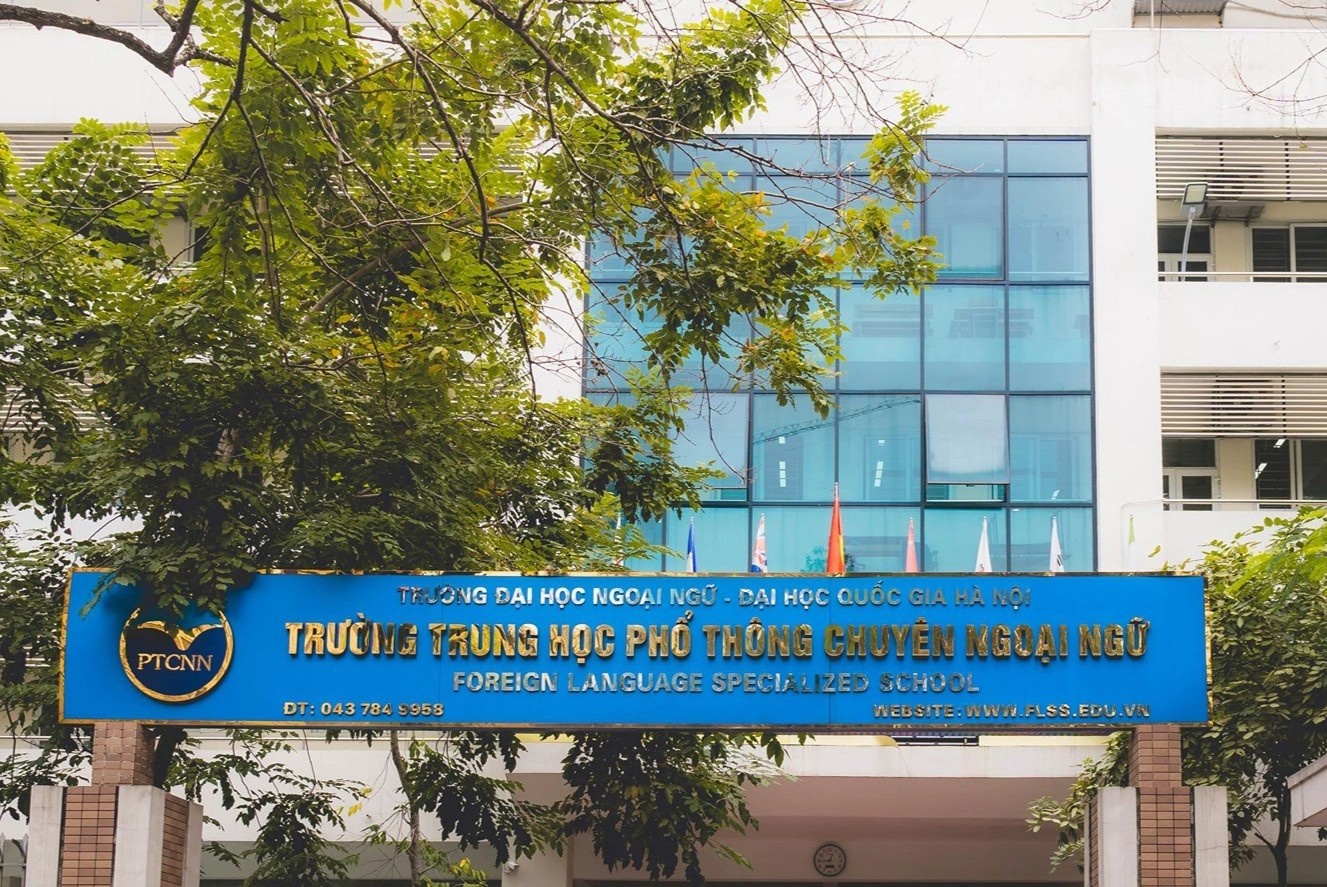 chuyen Ngoai ngu hoan thi vao lop 10 anh 1