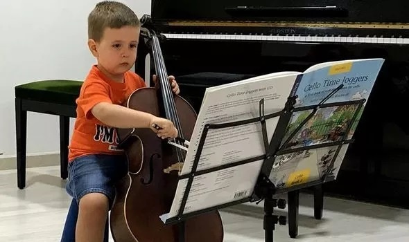 Than dong 7 tuoi co IQ 172 anh 2