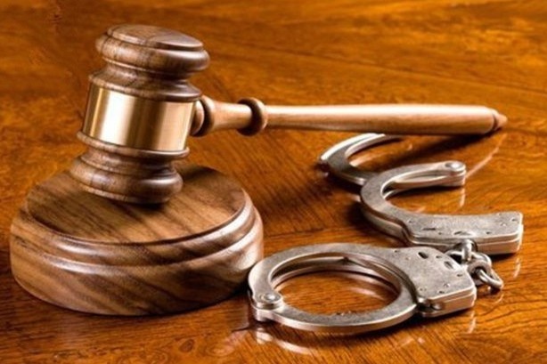 Nguoi bao nhieu tuoi phai chiu trach nhiem hinh su? hinh anh