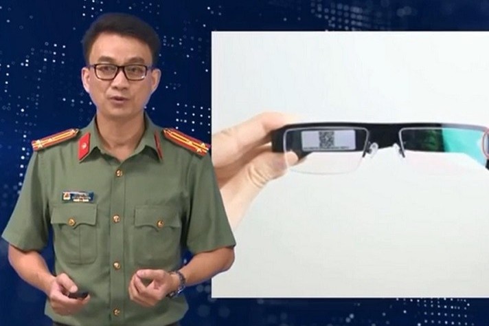 Nhan dien thiet bi cong nghe cao dung de gian lan thi hinh anh