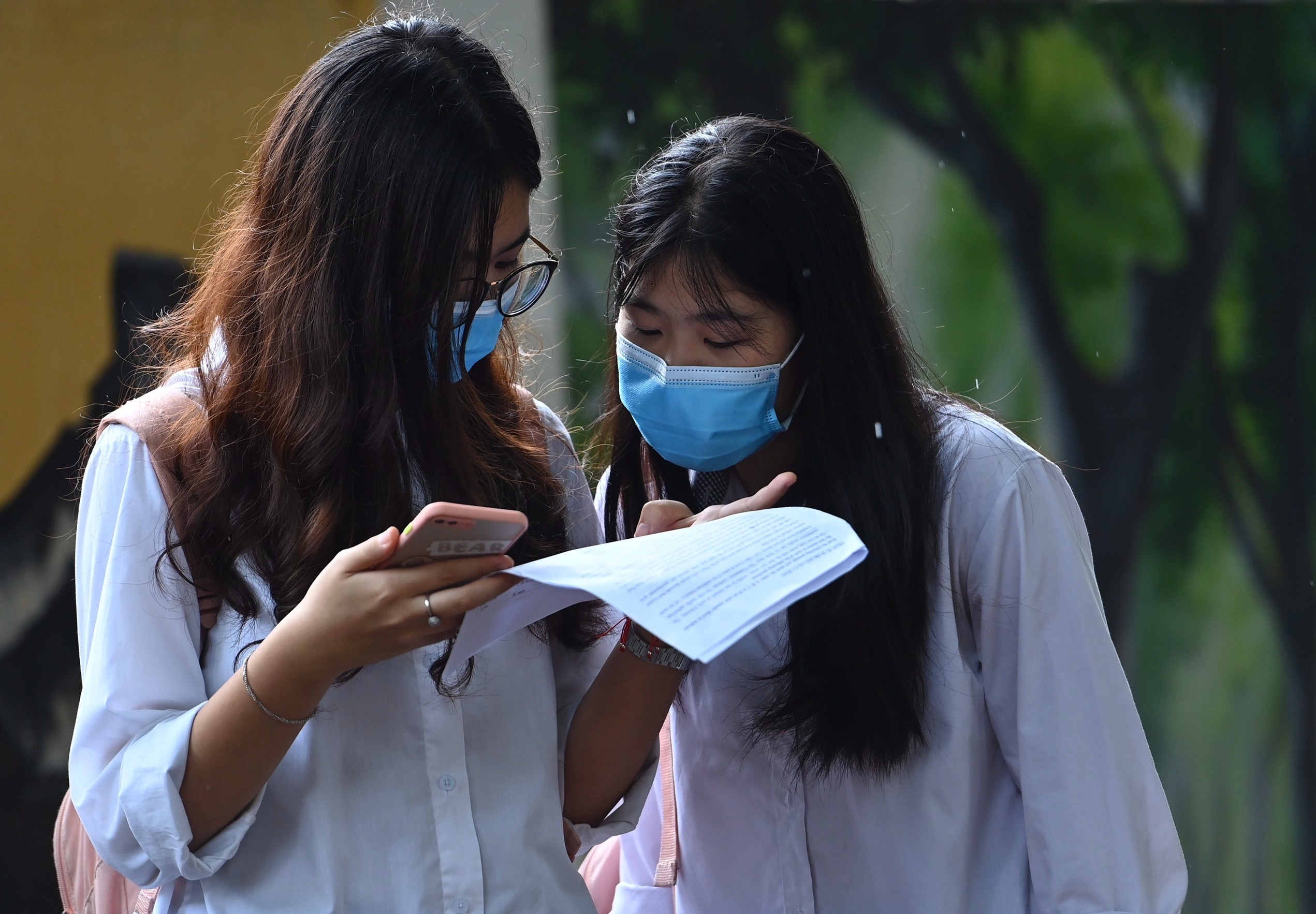 Them 4 truong thuoc DH Quoc gia TP.HCM cong bo diem chuan hinh anh