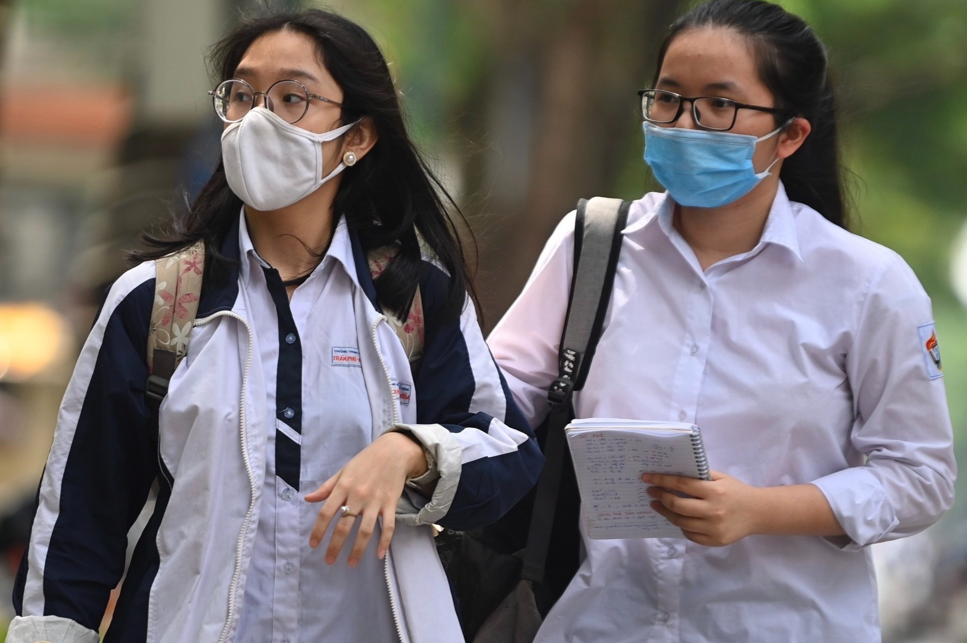 De thi, goi y dap an mon Hoa hoc tot nghiep THPT 2021 hinh anh