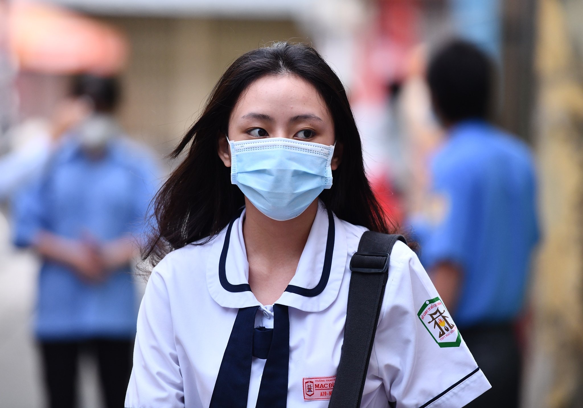 phun khu khuan bai thi tot nghiep THPT truoc khi cham anh 1