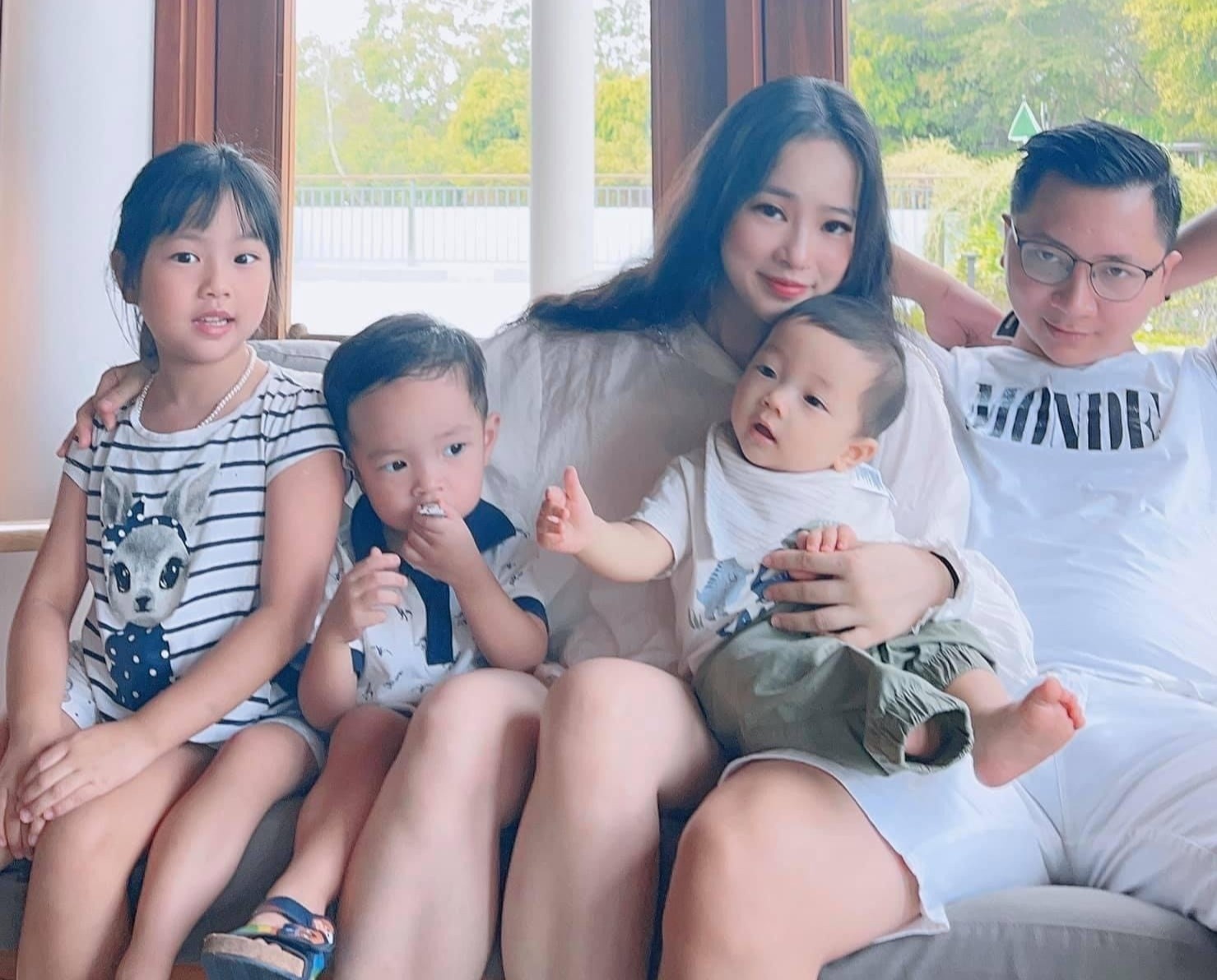 Cách chơi cùng con trong mùa dịch ảnh 1 Cach choi cung con trong mua dich anh 1