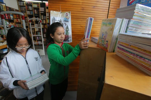 phat hanh SGK lop 2 anh 1