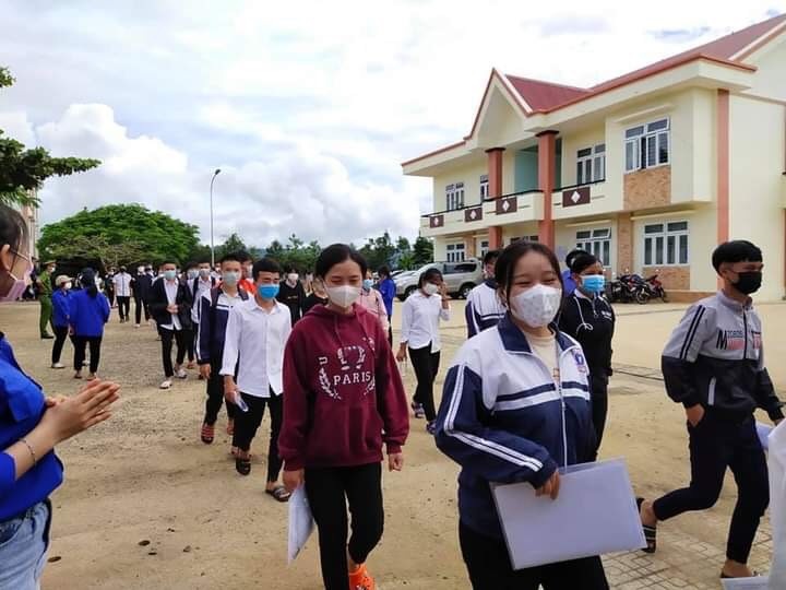 Bai thi Ngu van tot nghiep THPT diem cao nhat anh 1