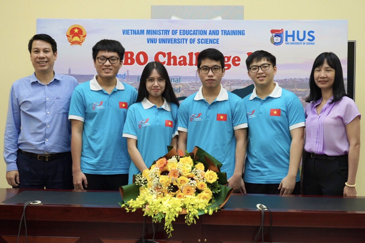 huy chuong vang Olympic Sinh hoc quoc te anh 1