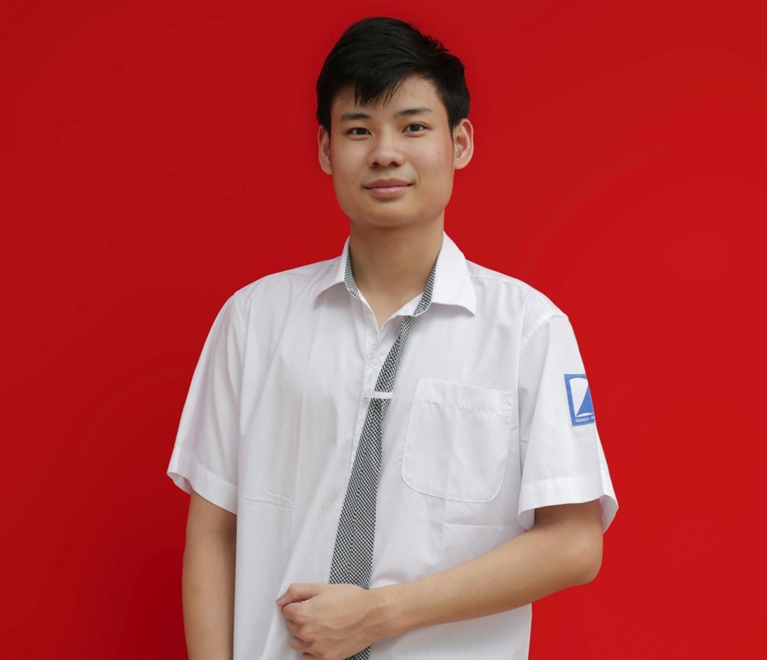 Chu nhan huy chuong vang IMO 2021 anh 1