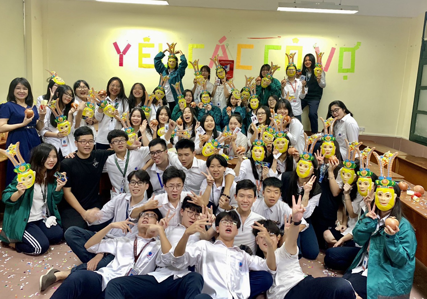 29 hoc sinh mot lop trung tuyen dai hoc anh 14