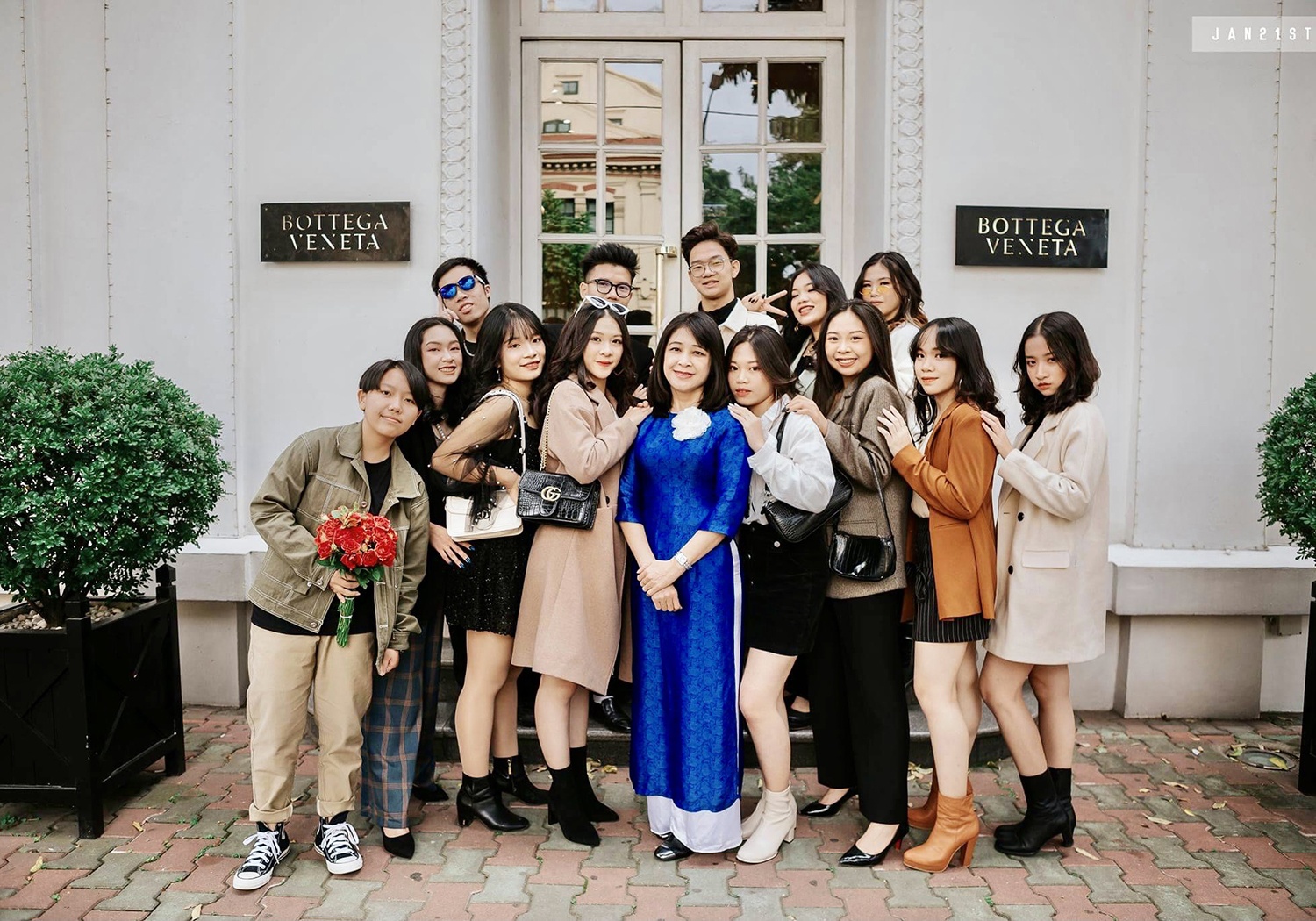 29 hoc sinh mot lop trung tuyen dai hoc anh 8