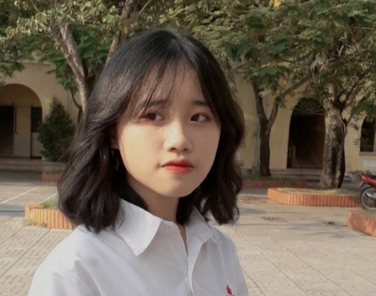 Nu thu khoa vua xinh vua gioi o Hai Phong hinh anh