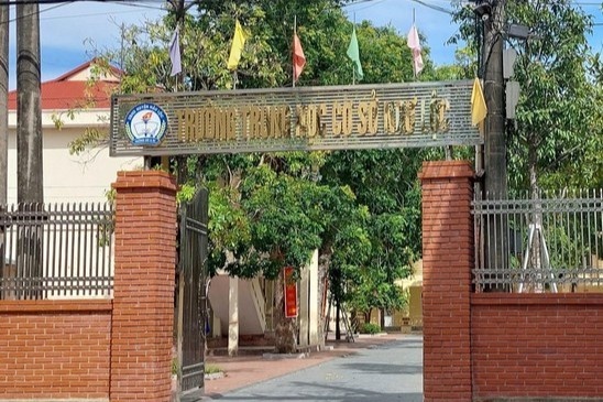 45 nguoi sua diem tai truong THCS o Thanh Hoa hinh anh