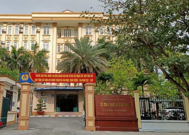 Vụ cựu giám đốc sở bị bắt ảnh 1 Vu cuu giam doc so bi bat anh 1
