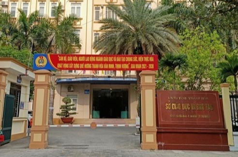 Vu cuu giam doc so bi bat: Nhieu thiet bi khong dat hieu qua day hoc hinh anh