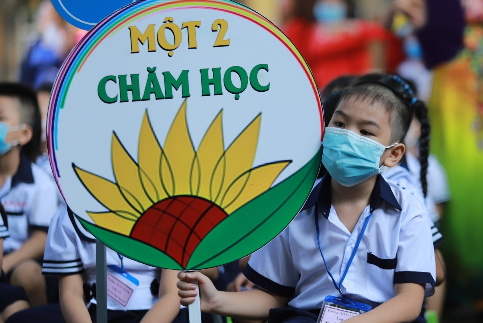 Bo GD&DT: Hoc sinh lop 1 hoc chuong trinh moi noi troi hon hinh anh