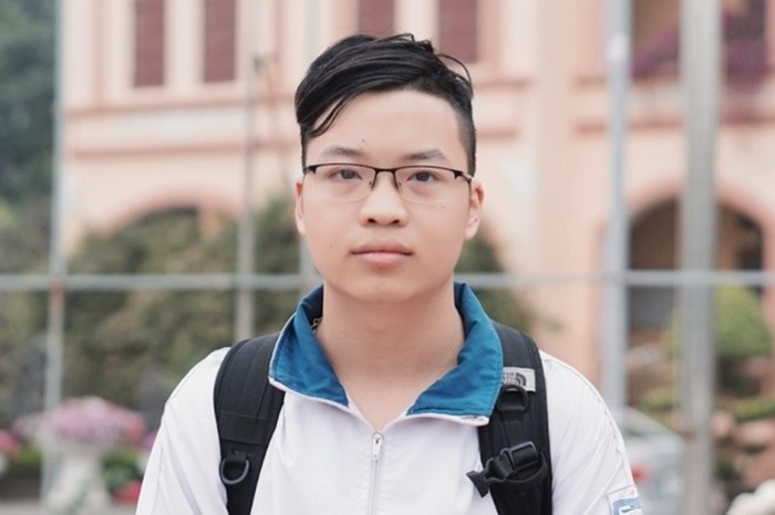 Nam sinh gianh huy chuong vang Olympic Hoa hoc quoc te hinh anh