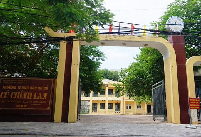 'cấm cửa' học sinh 2 phường học trái tuyến ảnh 1 'cam cua' hoc sinh 2 phuong hoc trai tuyen anh 1