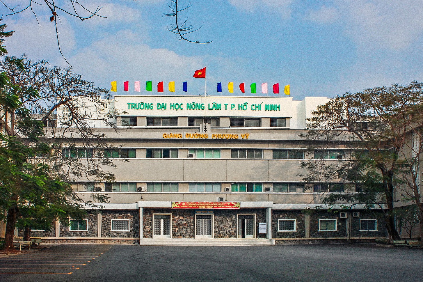 cho sinh vien no hoc phi trong dich Covid-19 anh 1