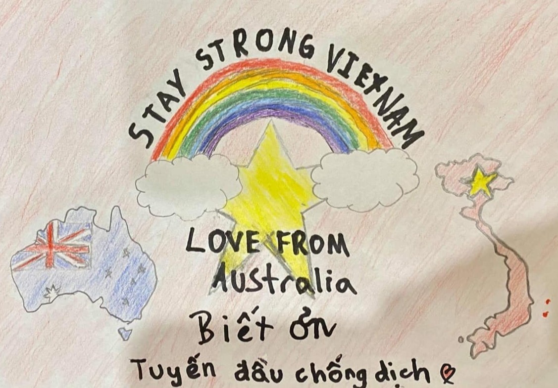 Giáo viên và học sinh ở TP.HCM tham gia nấu ăn tiếp sức tuyến đầu ảnh 6 Giao vien va hoc sinh o TP.HCM tham gia nau an tiep suc tuyen dau anh 6