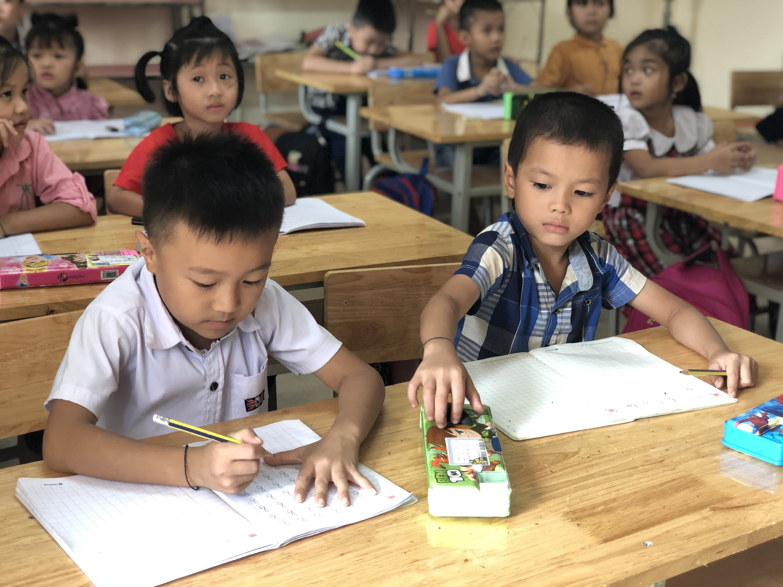 Huong dan day online cho lop 1 anh 2