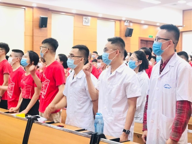 Nữ bác sĩ Đại học Y Hà Nội ảnh 2 Nu bac si Dai hoc Y Ha Noi anh 2