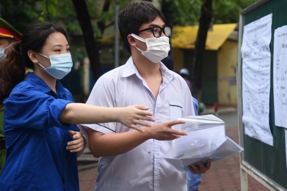 Thi sinh bat dau thay doi nguyen vong, diem cao van lo truot hinh anh