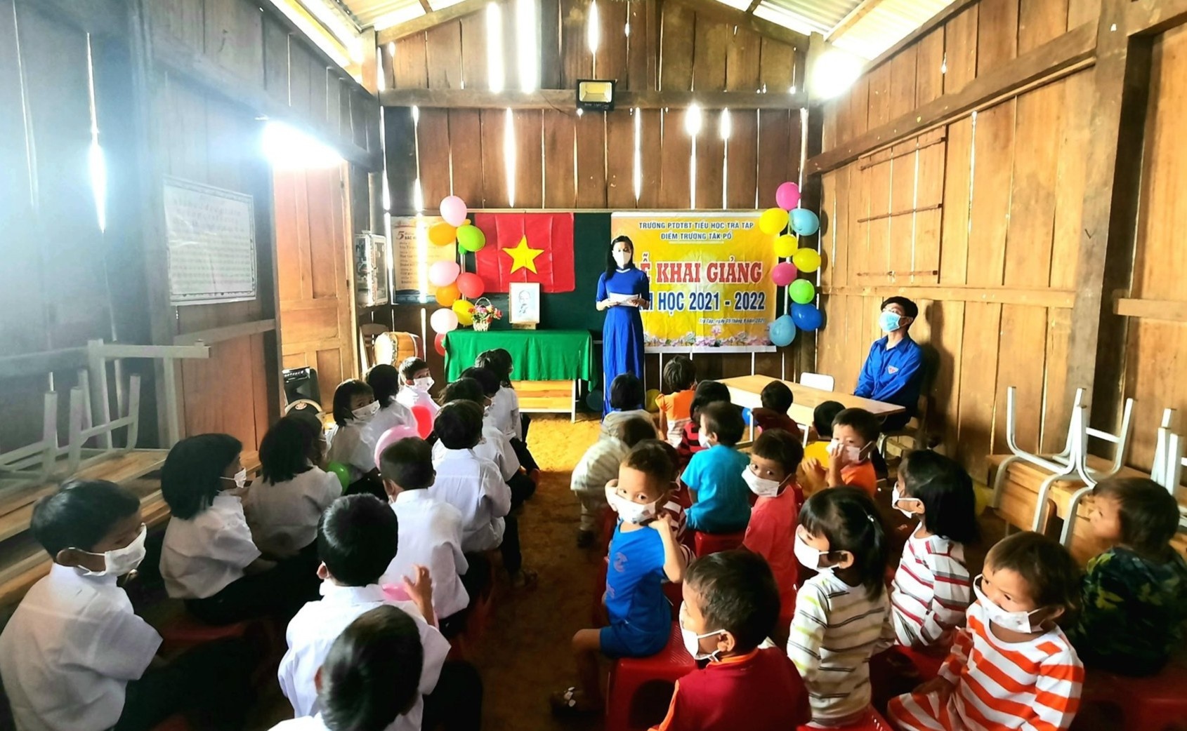 Năm học mới của học sinh ở vùng sâu vùng xa ảnh 2 Nam hoc moi cua hoc sinh o vung sau vung xa anh 2