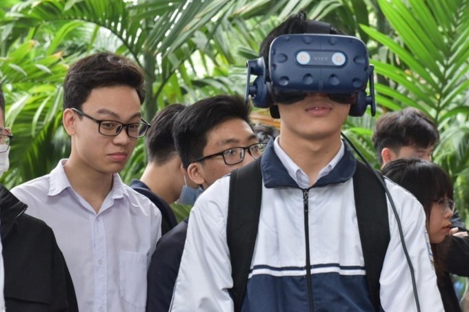 GS.TS Le Anh Vinh: Giao duc DH can ‘tat tay’ chuyen doi so hinh anh