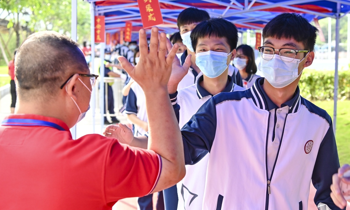 Thi tốt nghiệp và tuyển sinh đại học ảnh 1 Thi tot nghiep va tuyen sinh dai hoc anh 1
