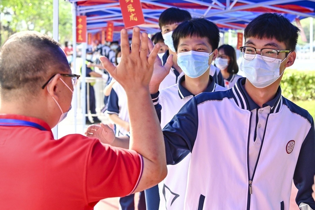 Xet tot nghiep va tuyen sinh dai hoc o Trung Quoc, Nhat Ban, My hinh anh