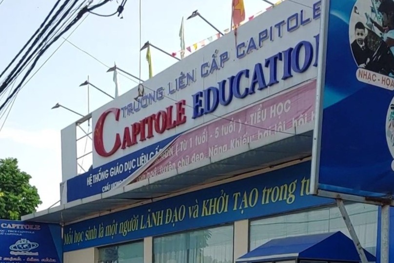 Mot truong o Ha Noi tu y cho hoc sinh den lop hinh anh