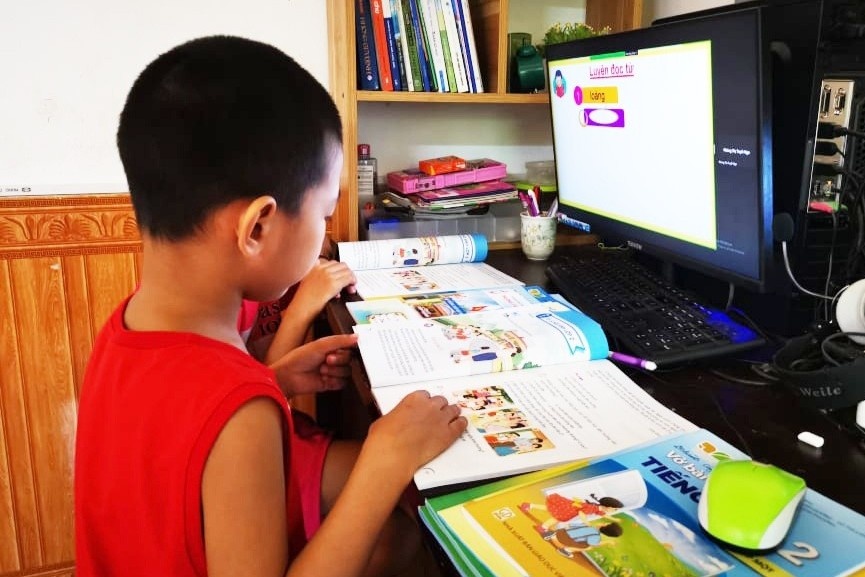 Hoc sinh Ha Noi tiep tuc hoc truc tuyen hinh anh