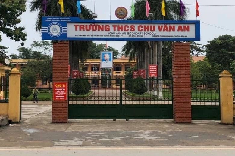 240 hoc sinh giao vien la F0 anh 1