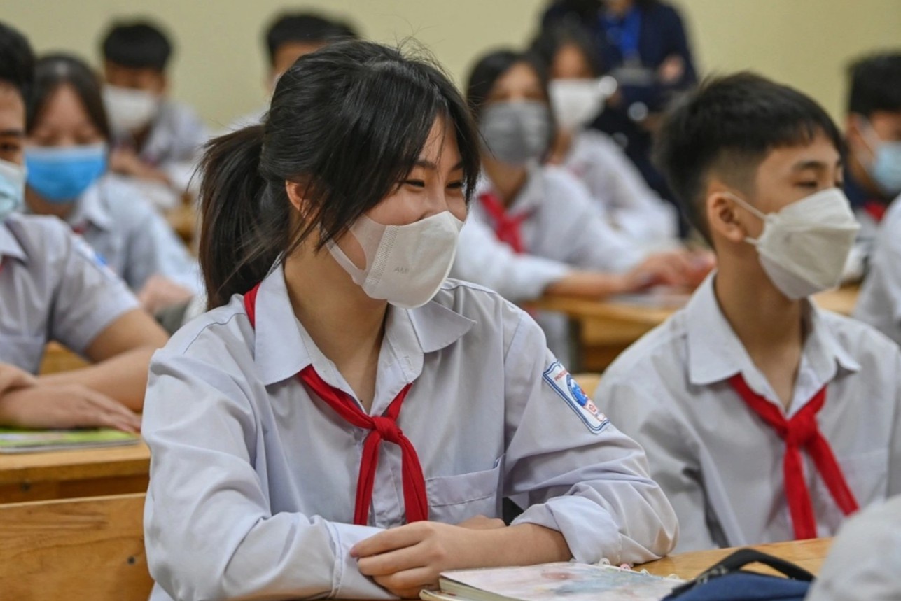 Them nhieu dia phuong thay doi hinh thuc day hoc hinh anh