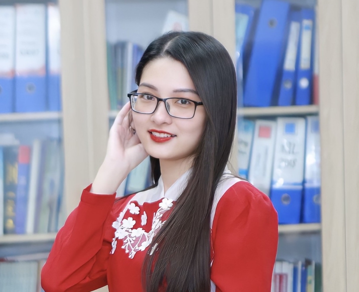 Giang vien tap su DH Ngoai thuong la thu khoa kep hinh anh