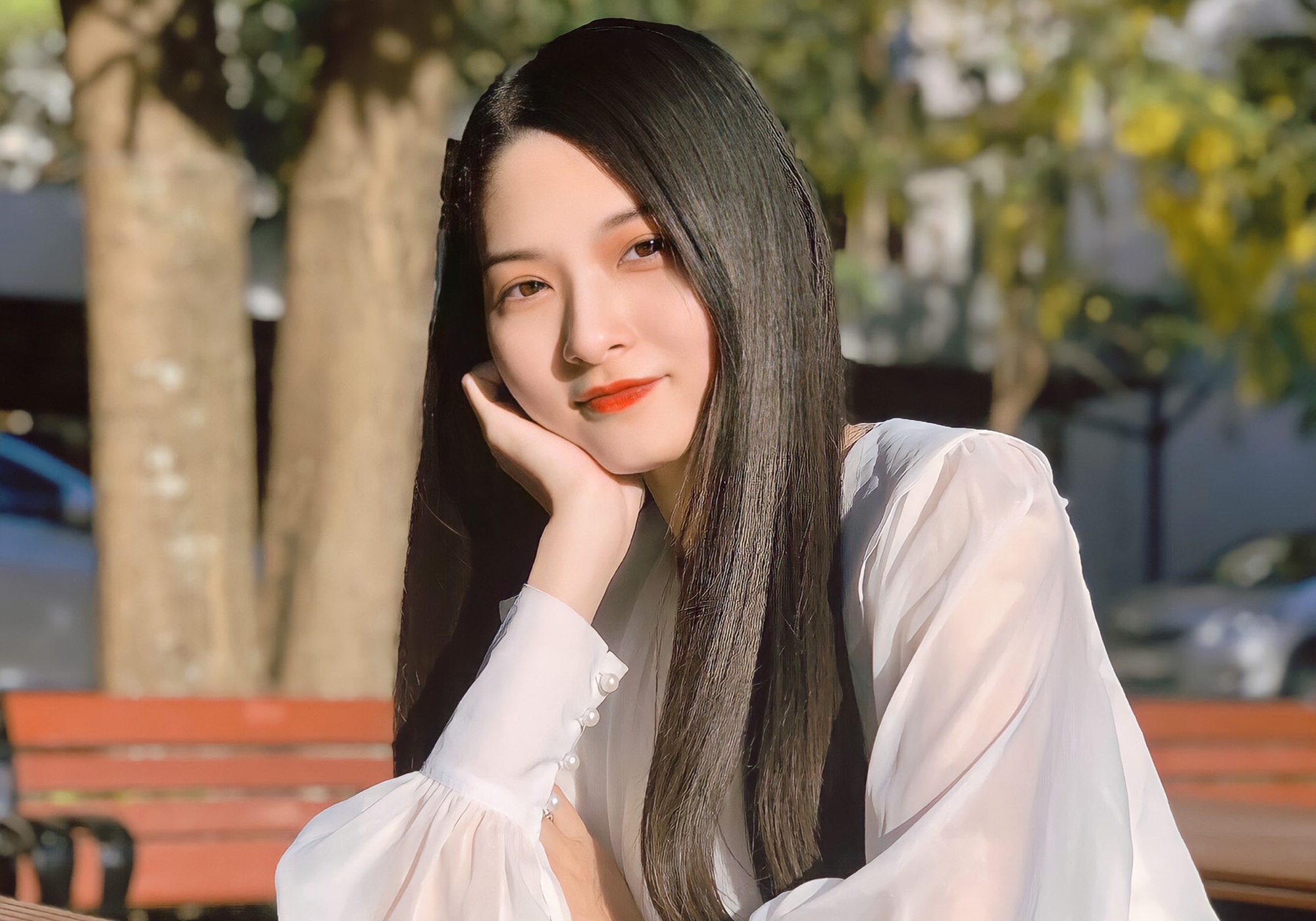 Giang vien tap su DH Ngoai thuong anh 3