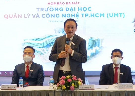 DH Quan ly va Cong nghe TP.HCM chinh thuc di vao hoat dong. anh 1