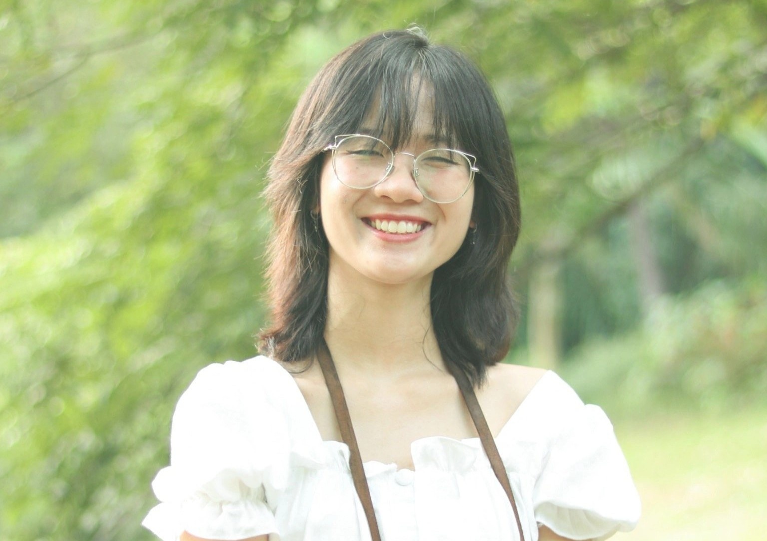 Co gai sinh nam 2000 la guong mat tieu bieu ve khoa hoc cong nghe hinh anh