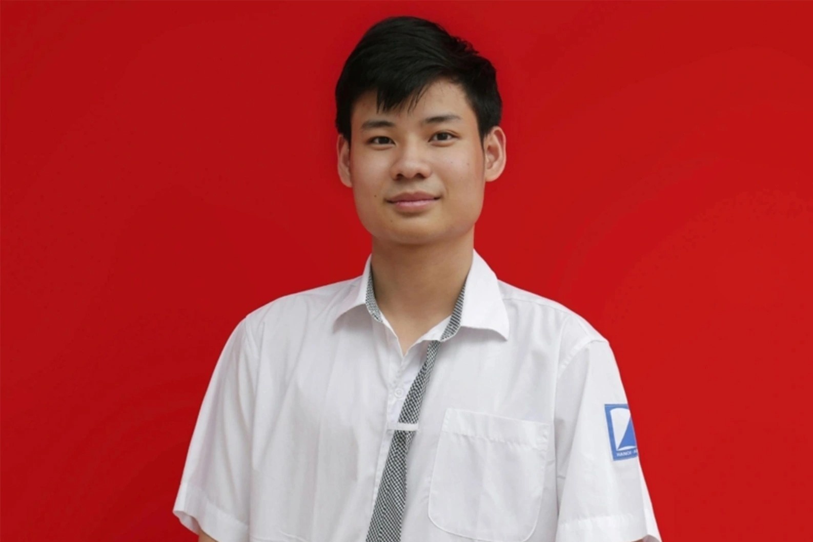 8 hoc sinh doat giai quoc te duoc tang Huan chuong Lao dong hang nhi hinh anh