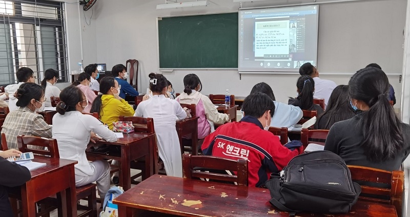 Day hoc 2 trong 1 anh 2