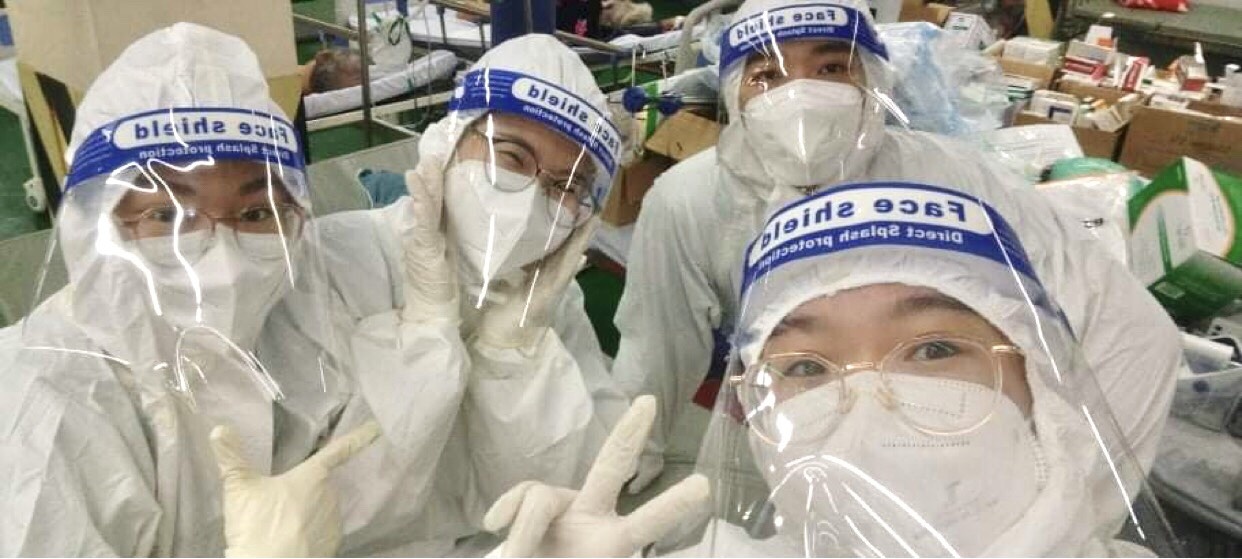 Sinh vien DH Y Duoc TP.HCM tinh nguyen ho tro chong dich Covid-19 anh 2