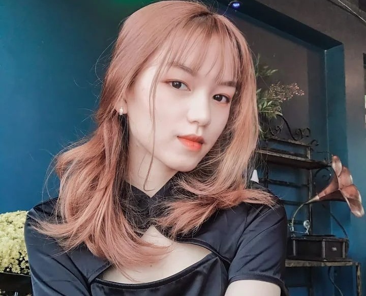 Nu sinh duoc mien phi 5 thang tien thue phong tro hinh anh