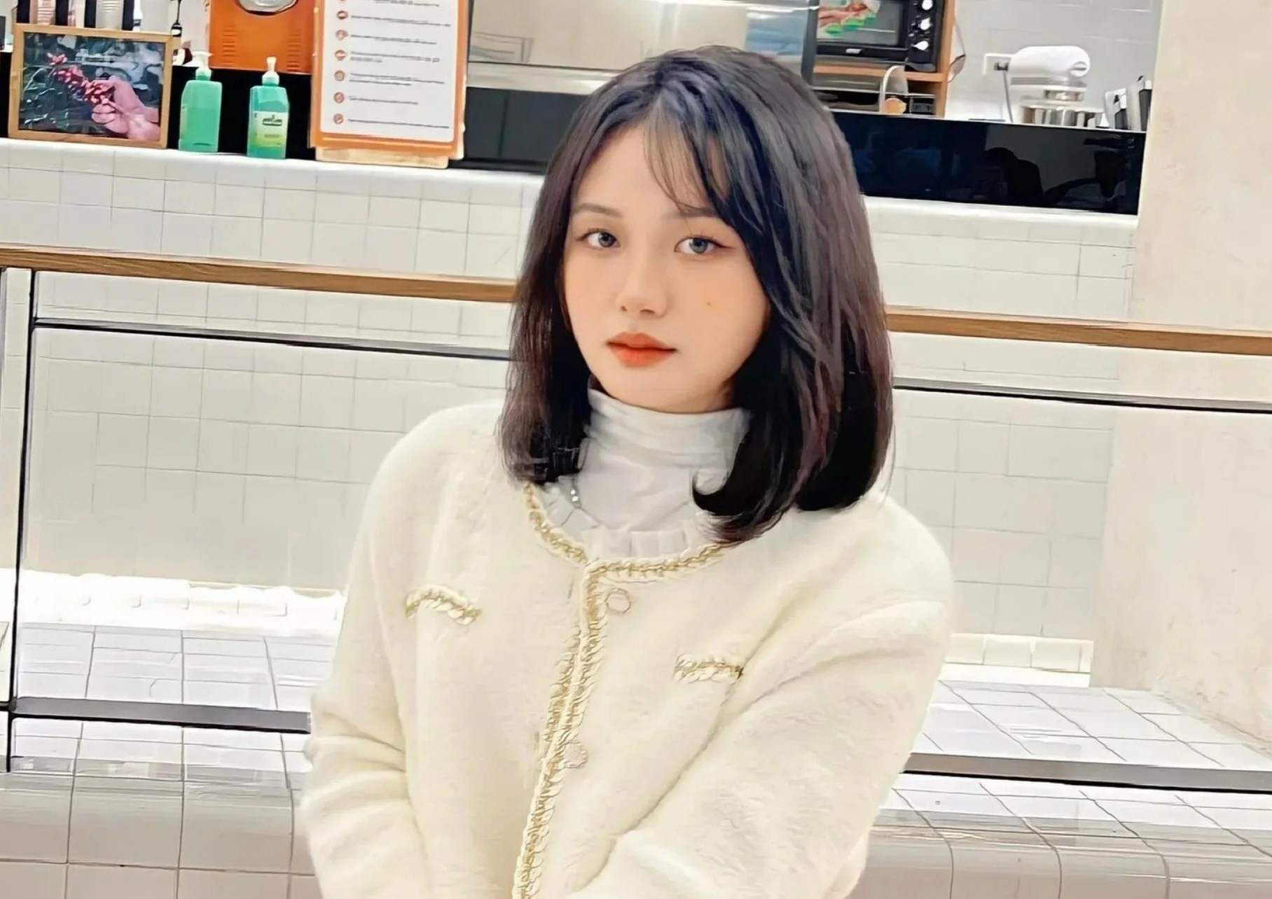 Sinh vien lo lang tim phong tro truoc ky nghi Tet Nguyen dan hinh anh