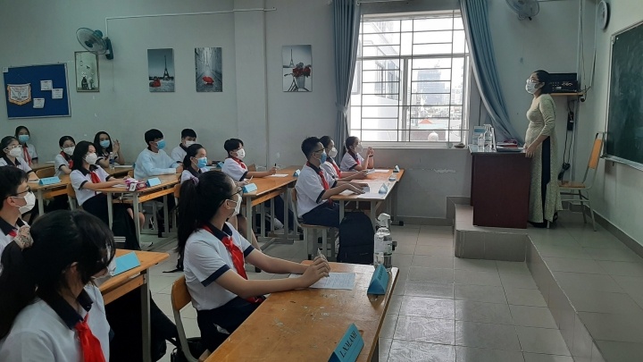 Giao vien TP.HCM anh 1