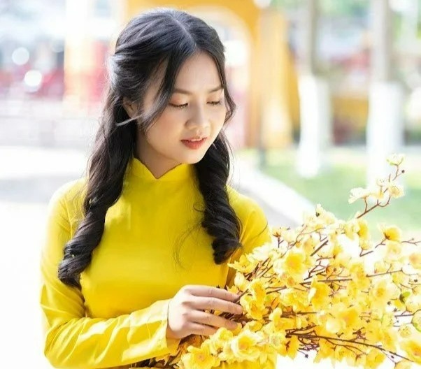 Sinh vien o lai TP.HCM don Tet xa nha anh 3