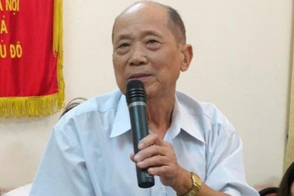 Nha giao nhan dan Le Hai Chau qua doi hinh anh
