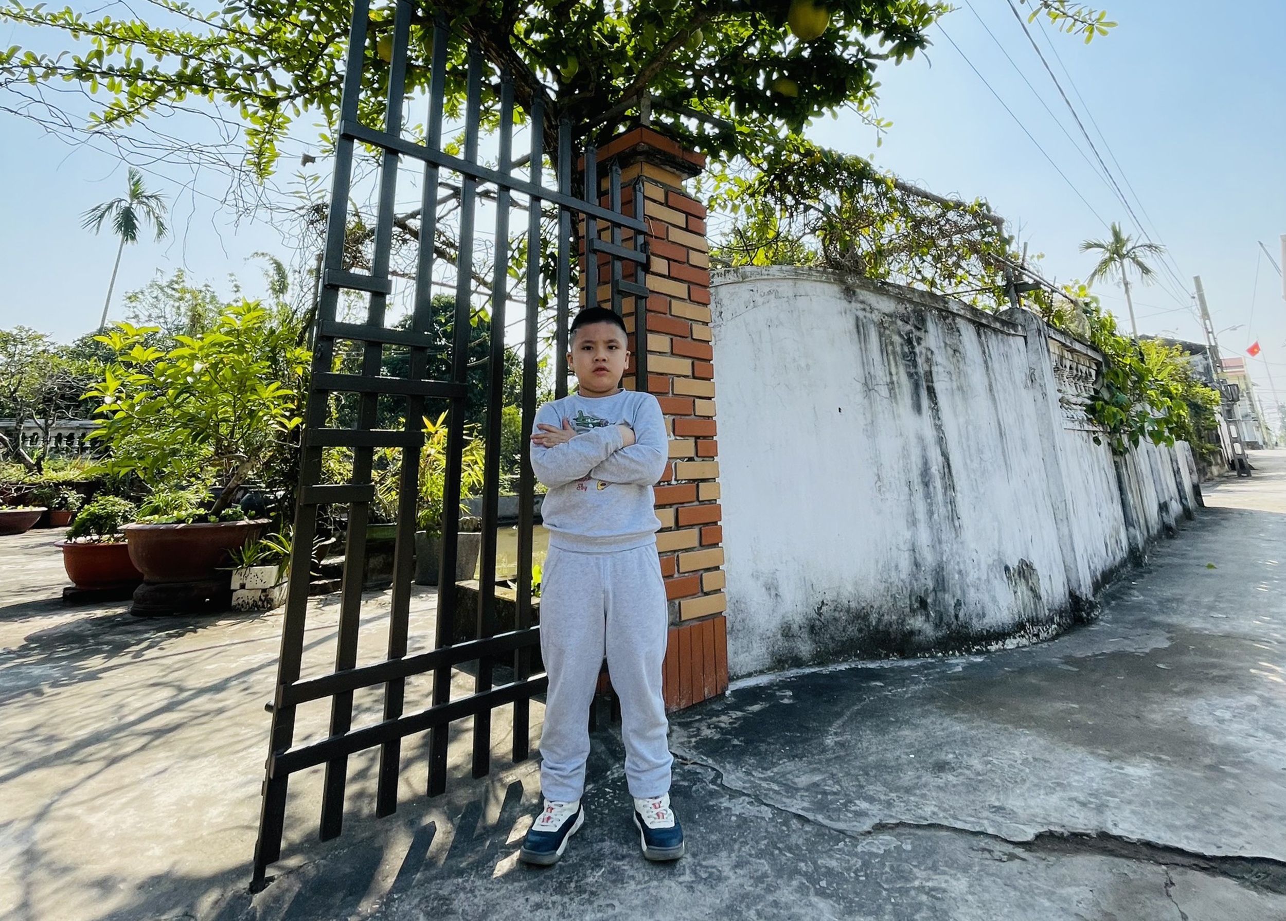 Phu huynh mong doi tre den truong anh 1