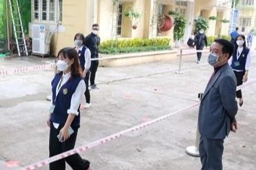 Truong hoc san sang, phu huynh dong tinh cho con toi truong hinh anh