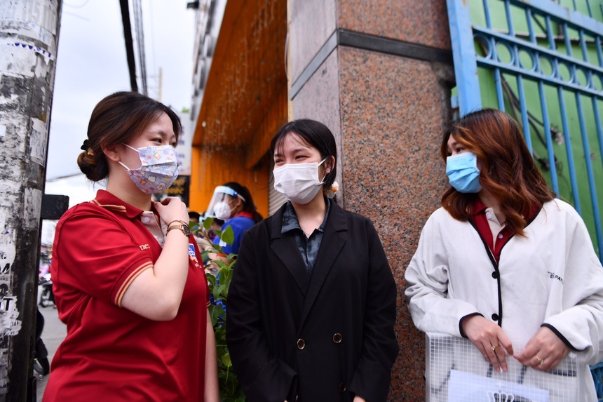 Cac truong dai hoc tuyen sinh bang hinh thuc phong van anh 1